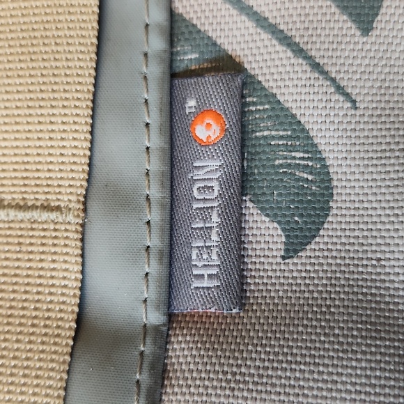 SkullCandy Camelbak rare backback-sand color beige - Picture 4 of 10